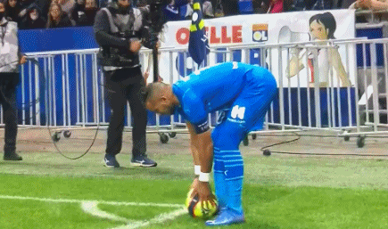 尤文主场战卡利亚里大名单，伊尔迪兹领衔，加蒂回归（尤文公布主场迎战卡利亚里名单：伊尔迪兹领衔，加蒂复出）