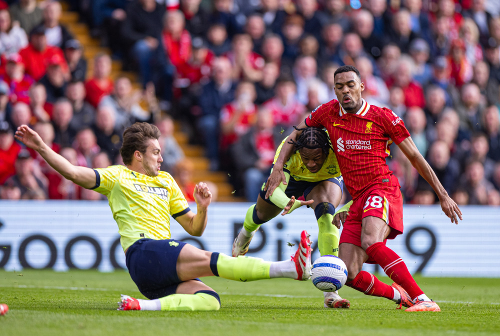 每体：从昔日失意到国家队7号，费兰走出阴霾成关键先生（每体：从低谷到身披国家队7号，费兰拨云见日成球队关键人物）