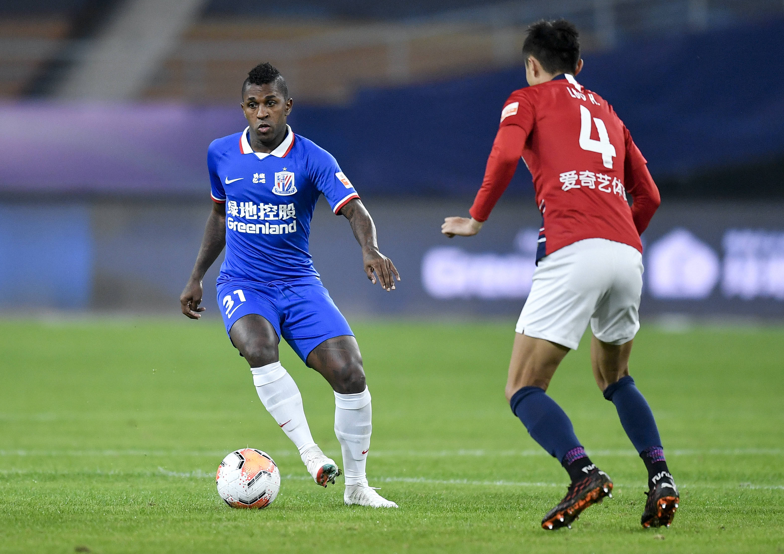 首尔主帅：赛前和林加德讨论过，让他更好地去领导球队（首尔主帅：赛前已与林加德沟通，助其更好带队）