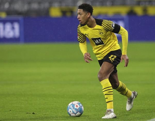 马竞本赛季西甲仅18分钟落后且全先进球，而巴萨逆转拿分最多（马竞本季西甲仅落后18分钟且场场先拔头筹，巴萨逆转抢分最多）