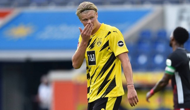 德转列希腊球员历史身价前10：马诺拉斯4500万第1，帕帕上榜（德转公布希腊球员历史身价TOP10：马诺拉斯4500万领跑，帕帕入围）