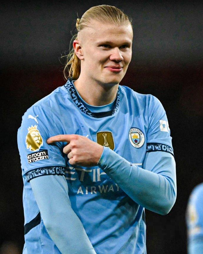 拉科鲁尼亚核心佩克：梦想为皇萨效力，希望能入选西班牙队（拉科鲁尼亚核心佩克：渴望披上皇马或巴萨战袍，盼获西班牙国家队征召）