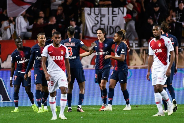 拜仁莱万多夫斯基关键进球锁定胜局（莱万多夫斯基致胜进球助拜仁取胜）