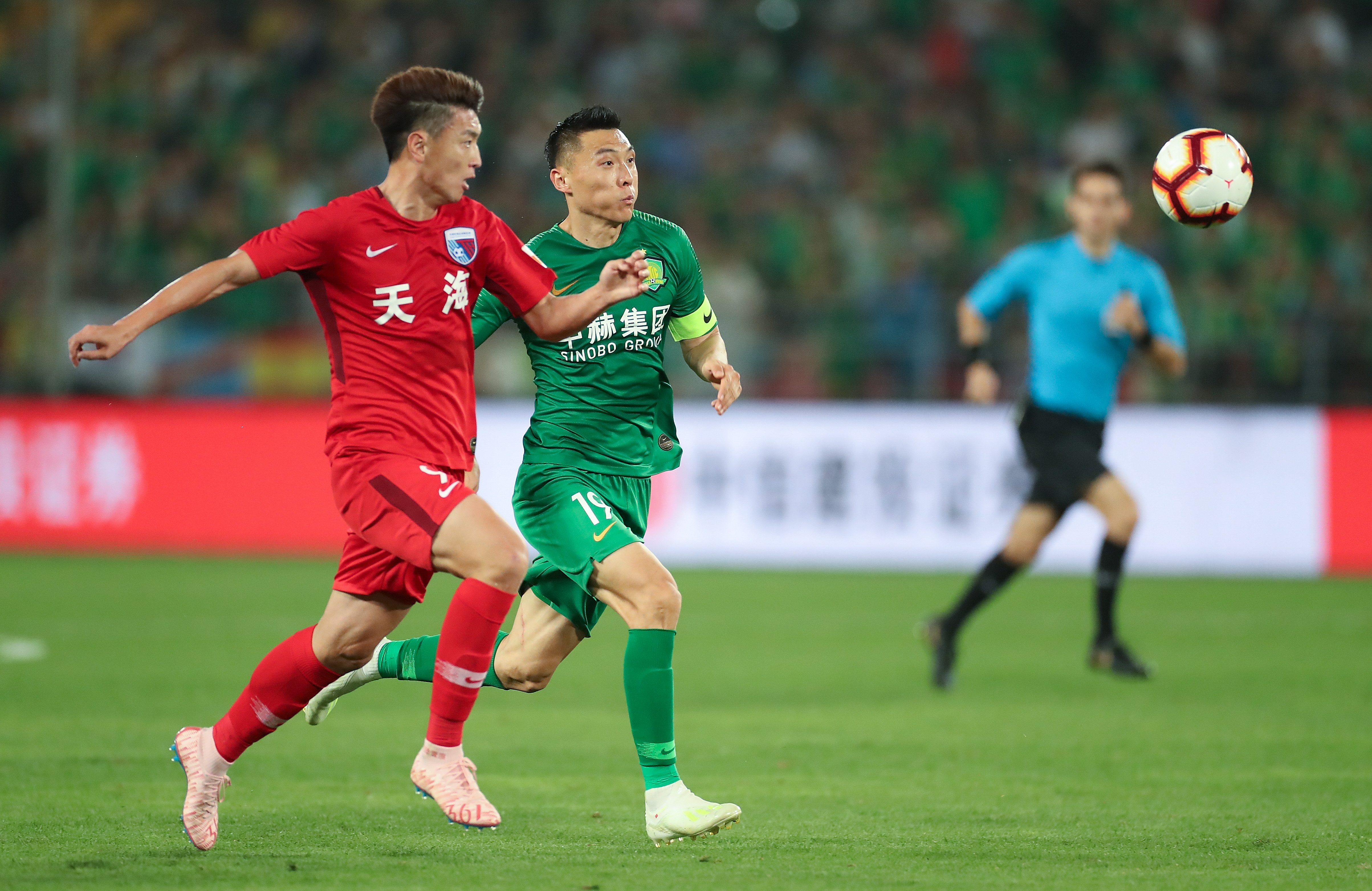 半场战报：莱切2-0都灵，班达建功，拉萨纳-库利巴利破门（半场速递：莱切2-0领先都灵，班达与拉萨纳-库利巴利各入一球）