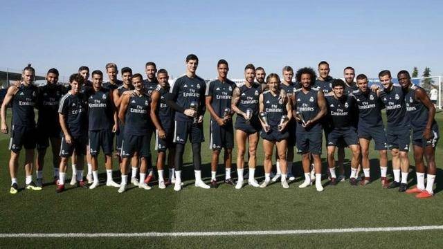 赞布罗塔谈尤文现状：信任斯帕莱蒂经验，球队仍有夺冠的机会（赞布罗塔：信赖斯帕莱蒂的丰富经验，尤文仍具争冠希望）