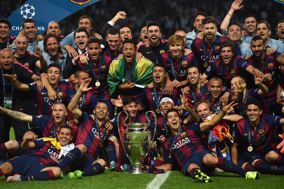 梅西：布斯克茨的退役我们之前讨论过，阿尔巴退役完全是晴天霹雳（梅西：布斯克茨退役早有预期，阿尔巴挂靴突如其来）