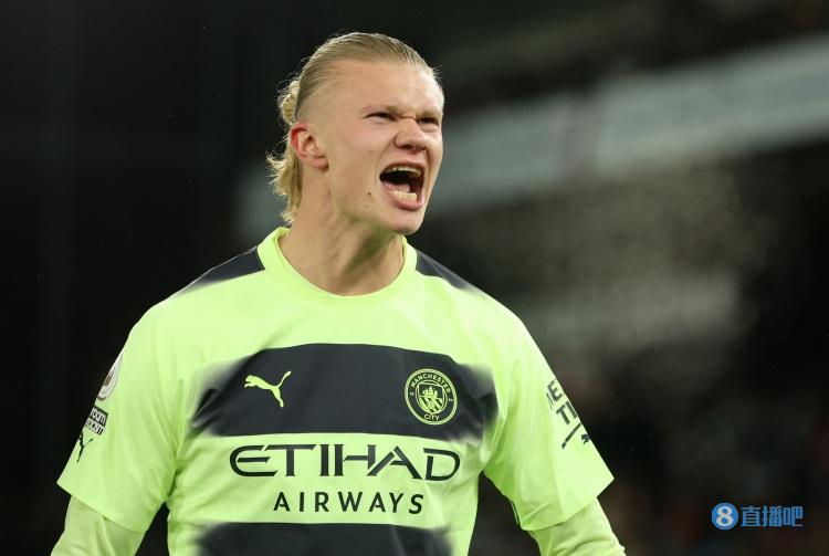 沙特变了：从为C罗本泽马豪掷千金，到对萨拉赫精打细算？（沙特转向：曾为C罗、本泽马挥金如土，如今对萨拉赫却谨慎报价？）