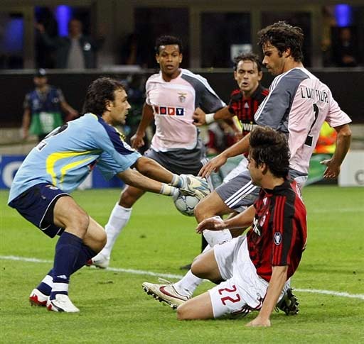 亚伯拉罕公布监控：几天前一帮盗贼闯入了我在伦敦的家（亚伯拉罕公开监控画面：数天前多名窃贼闯入其伦敦住所）