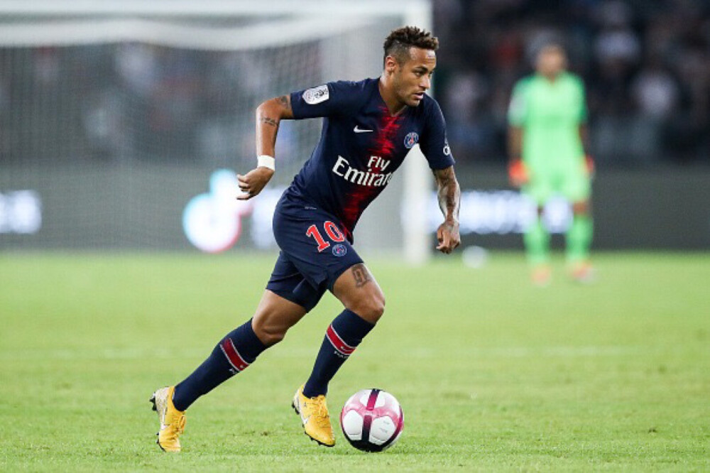 土媒：卢克曼接受加拉塔萨雷900万欧年薪，在等俱乐部谈妥（土媒：卢克曼接受加拉塔萨雷900万欧年薪，转会正待俱乐部达成一致）