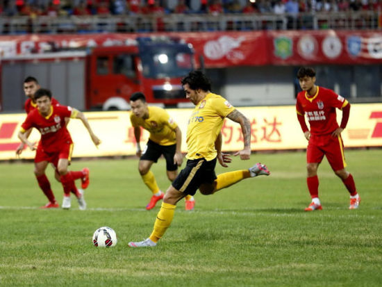 出场100次打进49球，本特克社媒发文告别华盛顿特区联（本特克告别华盛顿特区联：效力期间100场49球）