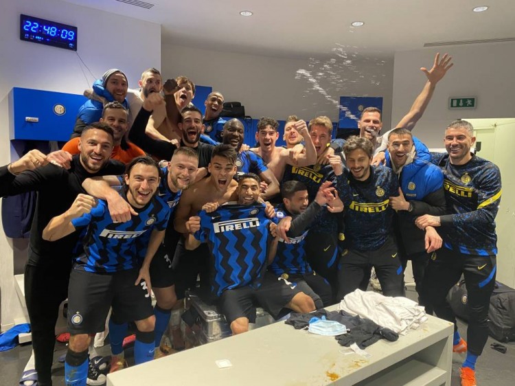 外媒：谢菲联有意韩国国脚边卫薛英佑，球员解约金500万欧（外媒：谢菲联相中韩国国脚边后卫薛英佑，解约金约500万欧元）