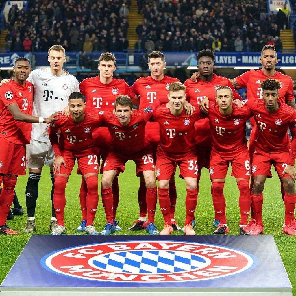 詹姆斯关键三分绝杀（詹姆斯压哨三分定胜负）