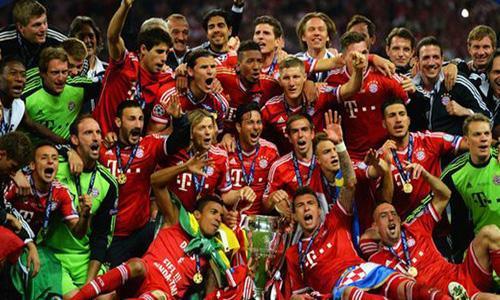 鲁尼：范尼曾因感受到将被我和C罗取代，沮丧到离开训练场（鲁尼回忆：范尼因担心被我与C罗取代，郁闷离开训练场）